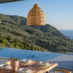 Nimbus * Kalamitsi (Lefkada)