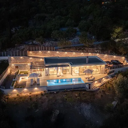 Nimbus Villa Kalamítsi