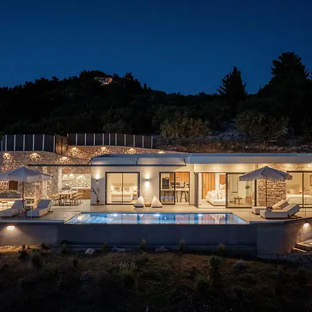 Nimbus Villa Kalamitsi (Lefkada)