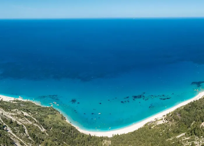 Villa Nimbus Kalamítsi