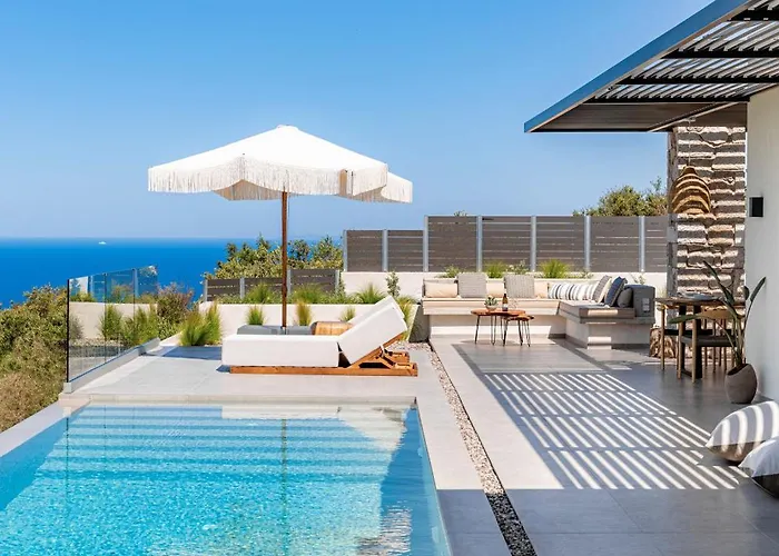 Villa Nimbus Kalamítsi